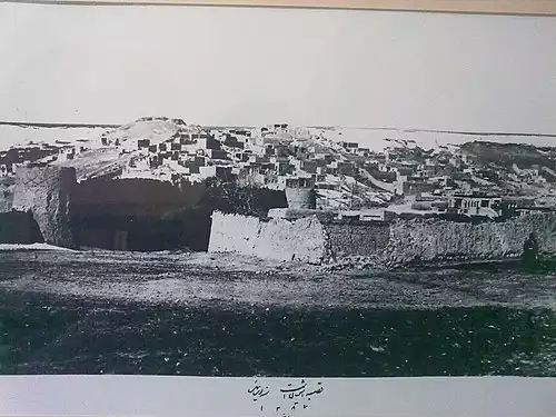 معنی کلمه آشتیان در فرهنگ فارسی