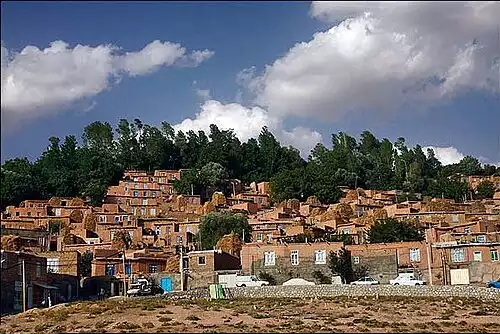 معنی کلمه مرند در فرهنگ فارسی