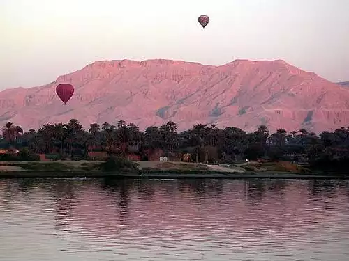 معنی کلمه نیل در لغت نامه دهخدا