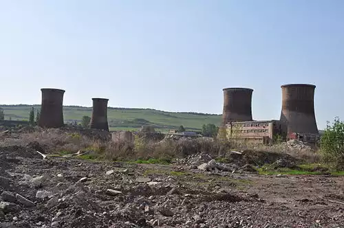 معنی کلمه کلن در فرهنگ عمید