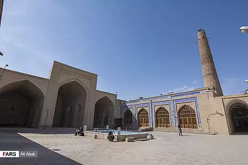 معنی کلمه دامغان در فرهنگ فارسی