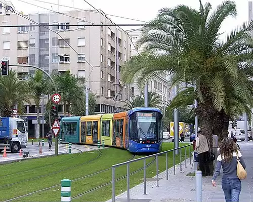 معنی کلمه قطار سبک شهری در فرهنگستان زبان و ادب