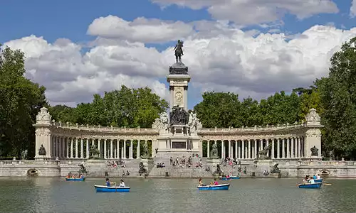 معنی کلمه مادرید در دانشنامه عمومی